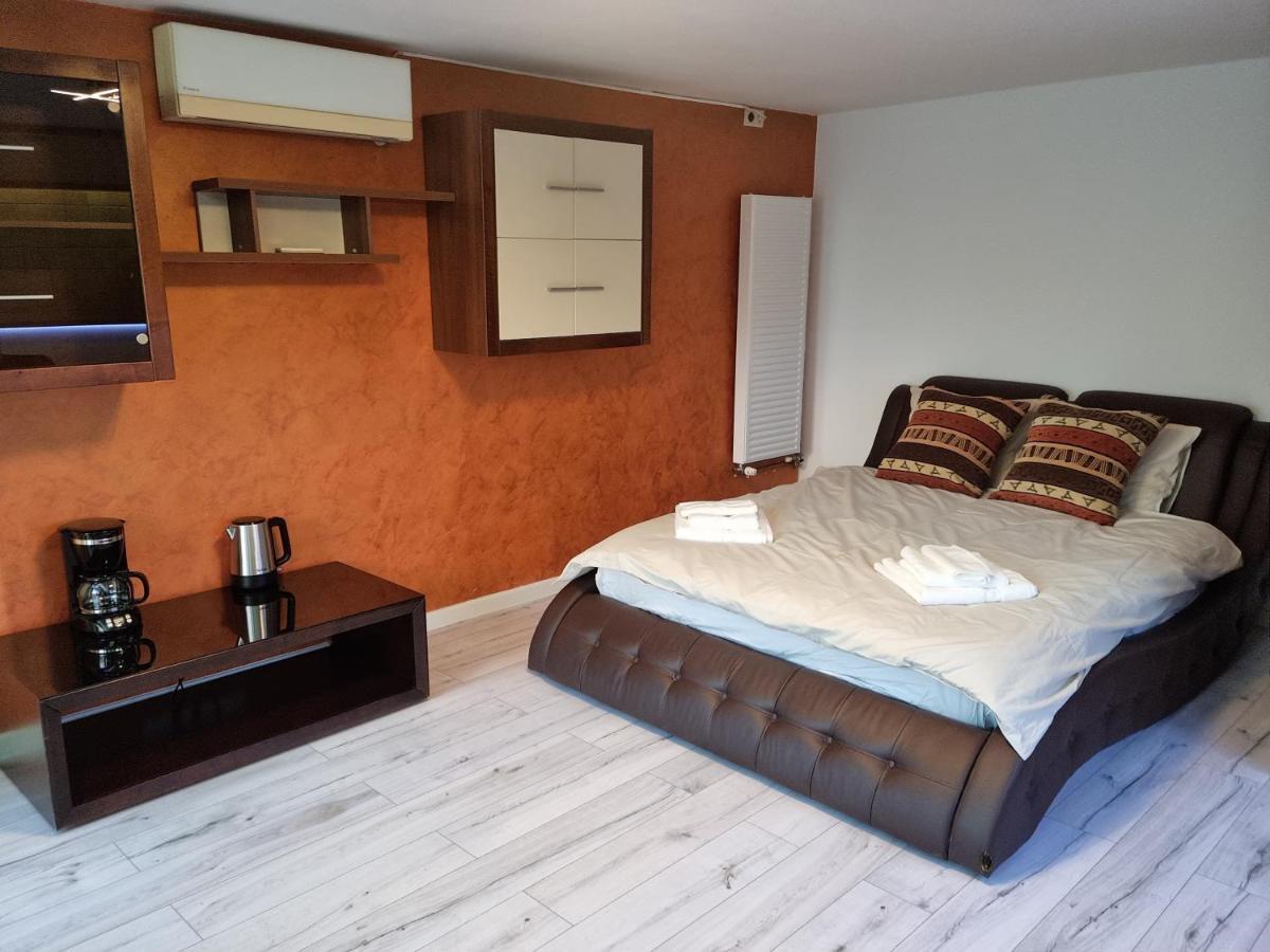 Nerva Traian Studio Apartment บูคาเรสต์ ภายนอก รูปภาพ